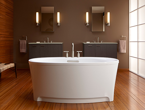 Photo of master bathroom soaking tub