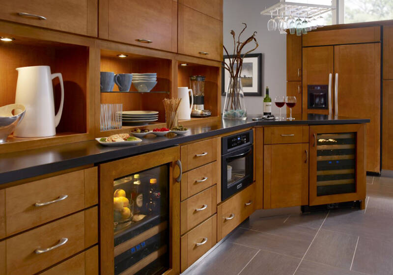 accessible kitchen cabinets and appliances